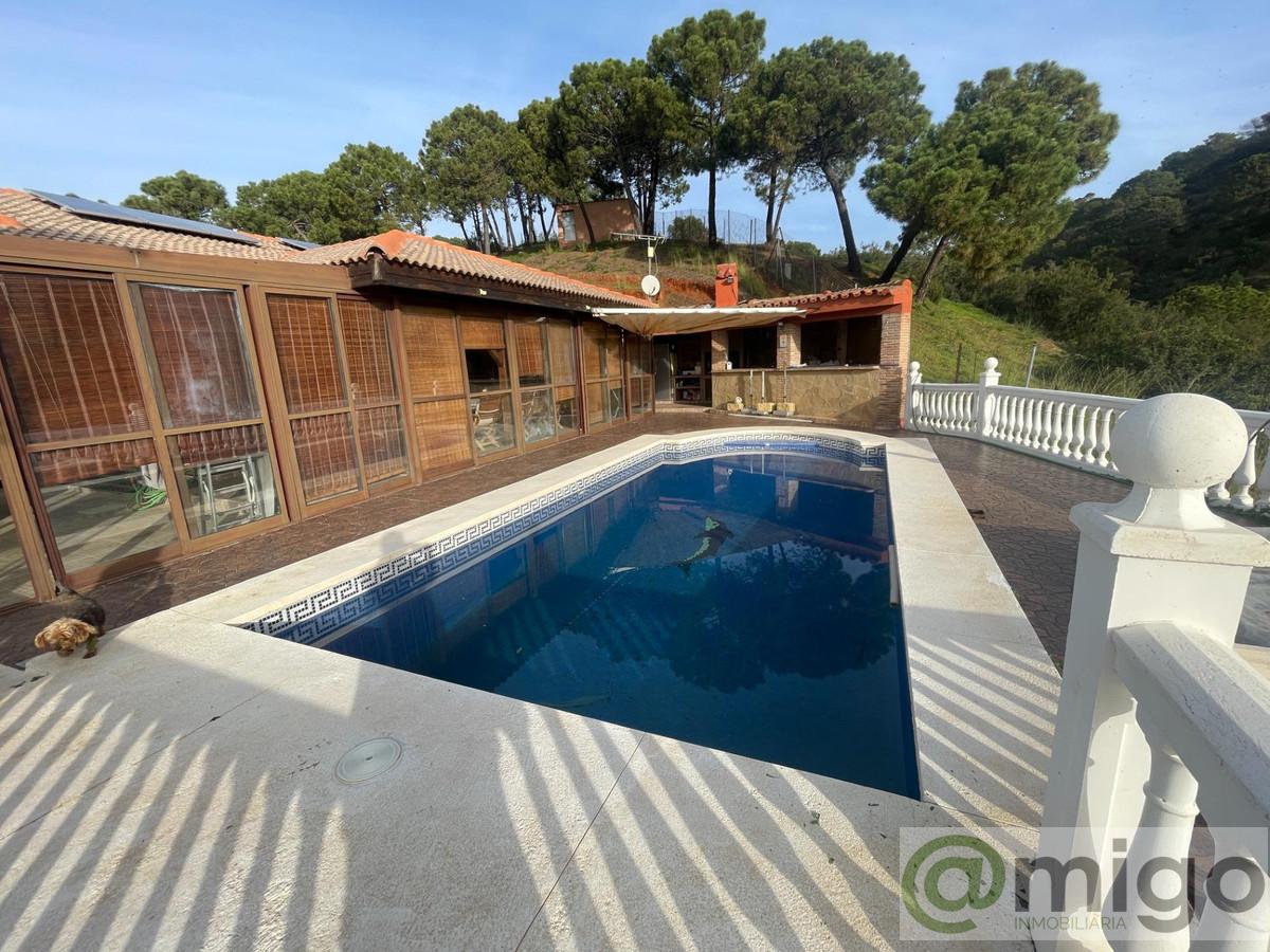 Venta de villa en Estepona
