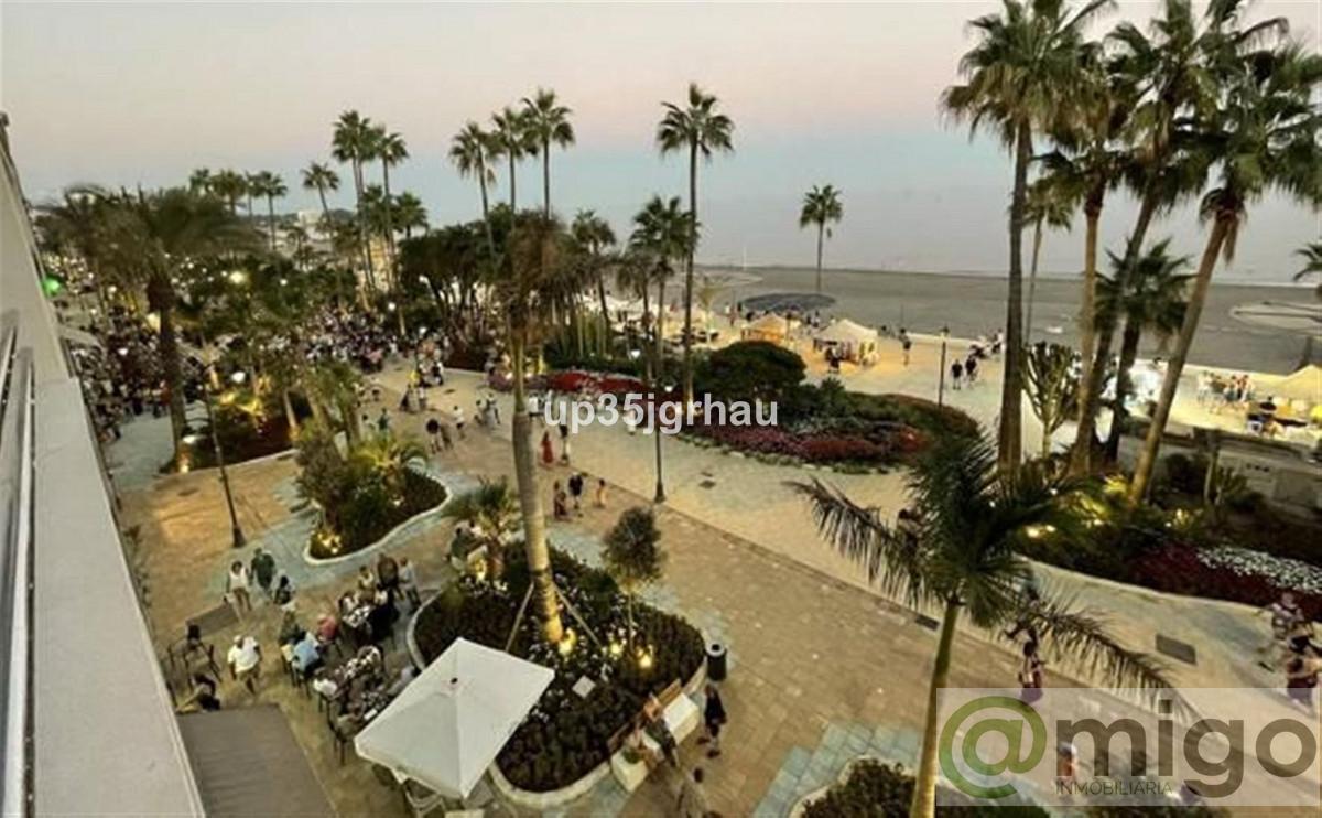 Venta de Ático en Estepona