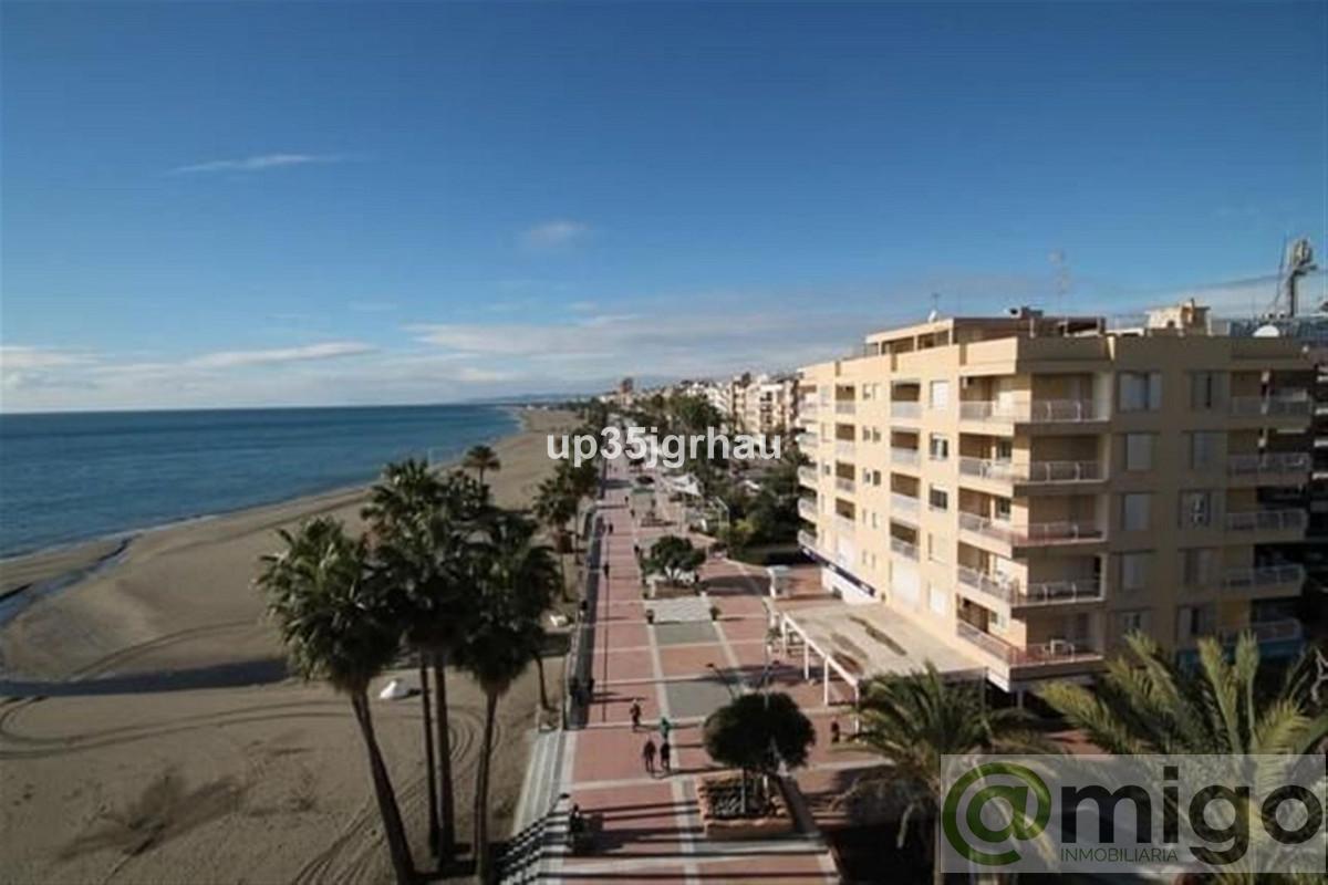 Venta de Ático en Estepona