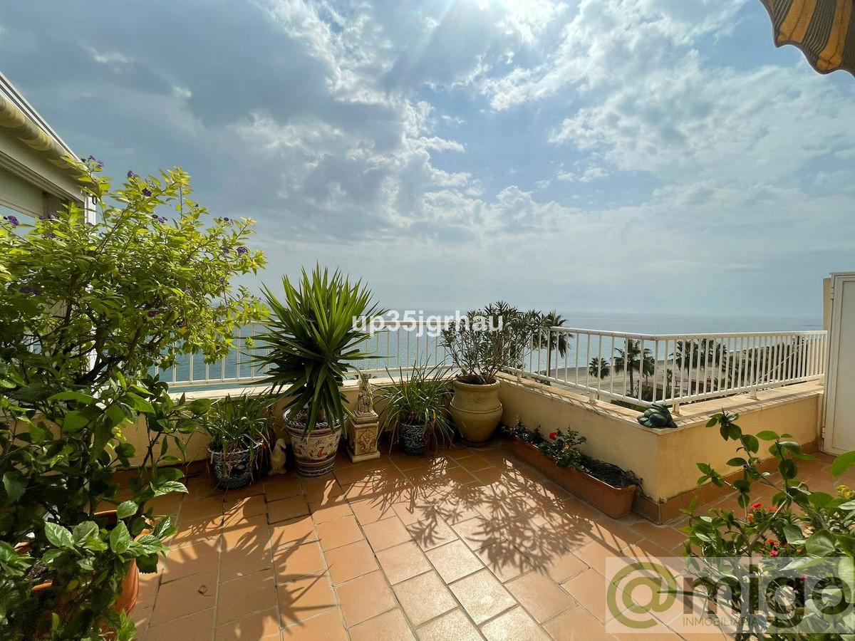 Venta de Ático en Estepona