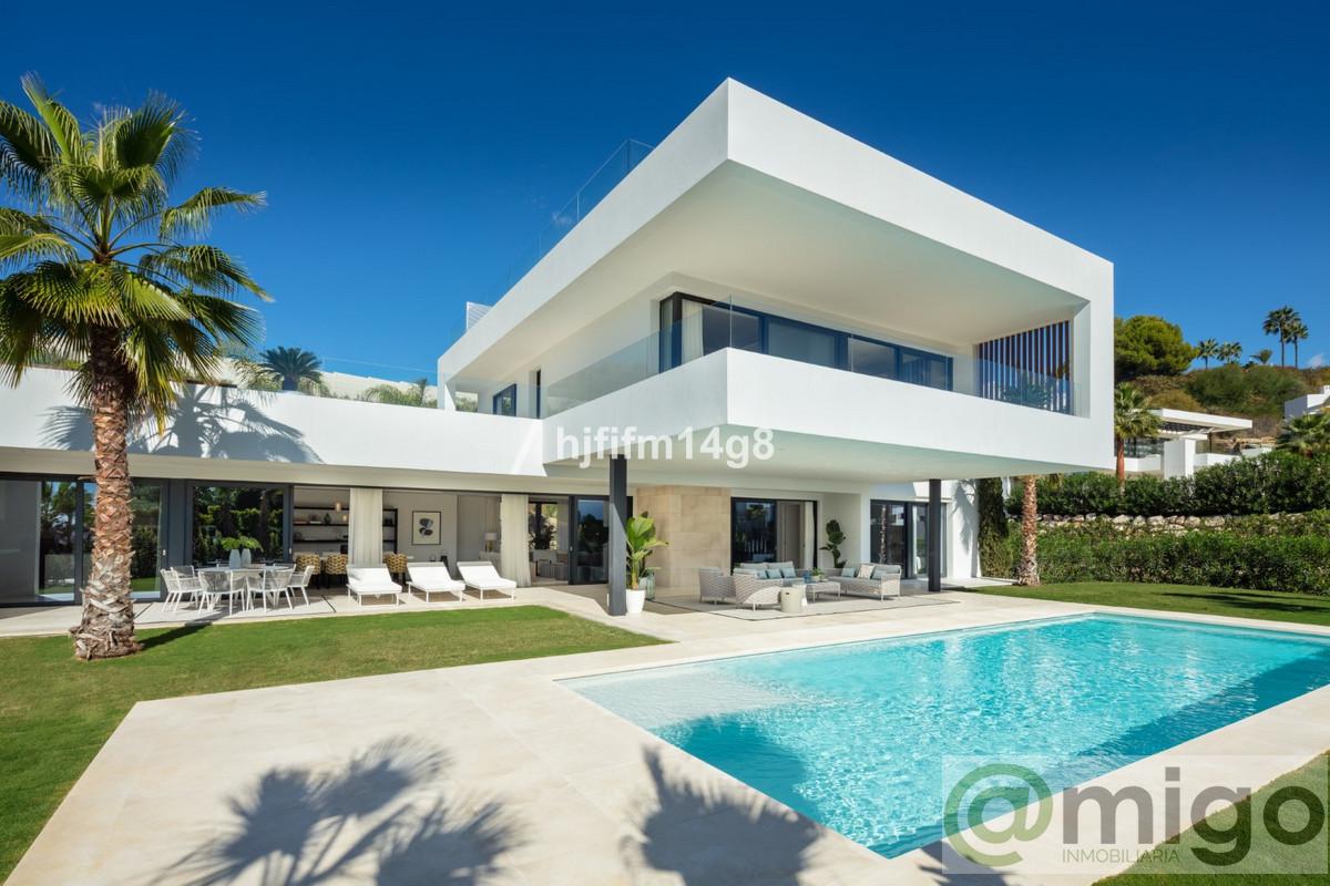 For sale of villa in Marbella