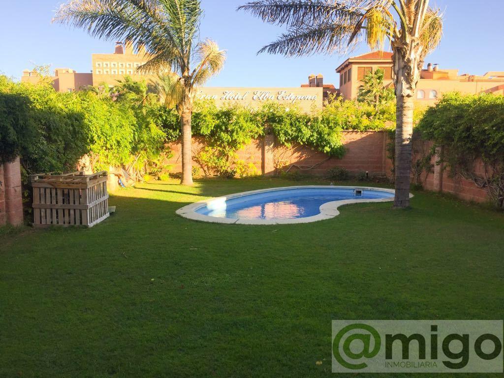 Venta de villa en Estepona