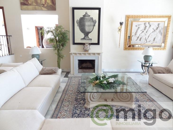 Venta de villa en Estepona