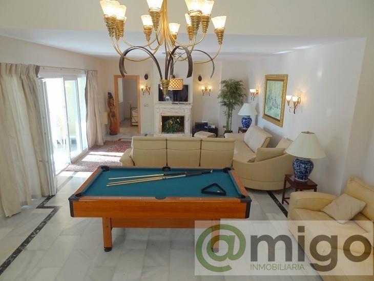 Venta de villa en Estepona