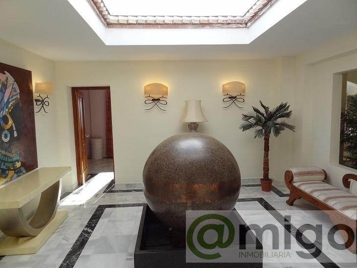 Venta de villa en Estepona