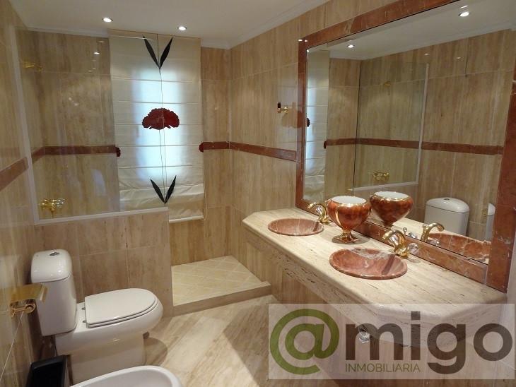 Venta de villa en Estepona