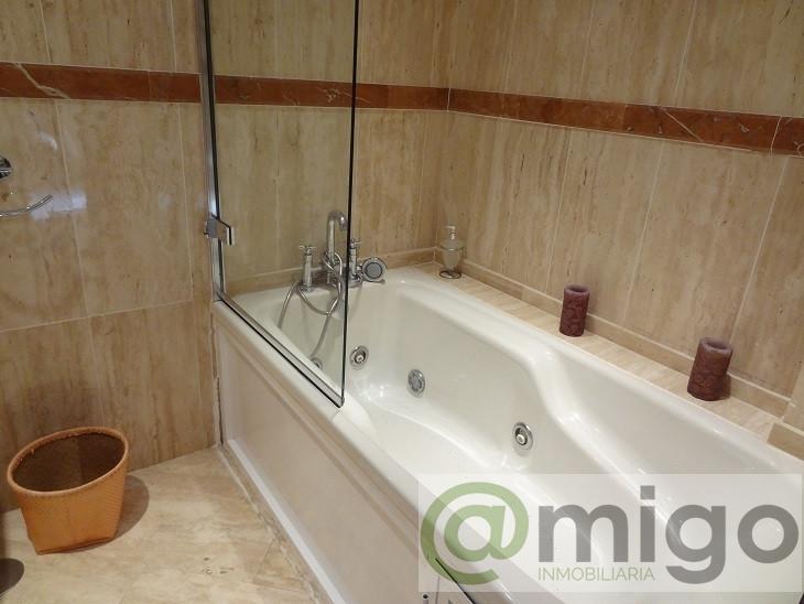 Venta de villa en Estepona