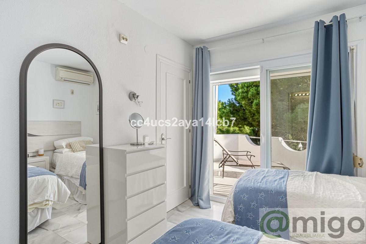 Venta de villa en Calahonda