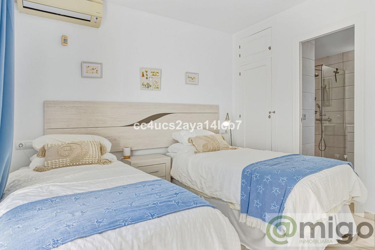 Venta de villa en Calahonda