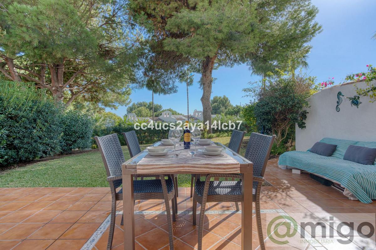 Venta de villa en Calahonda