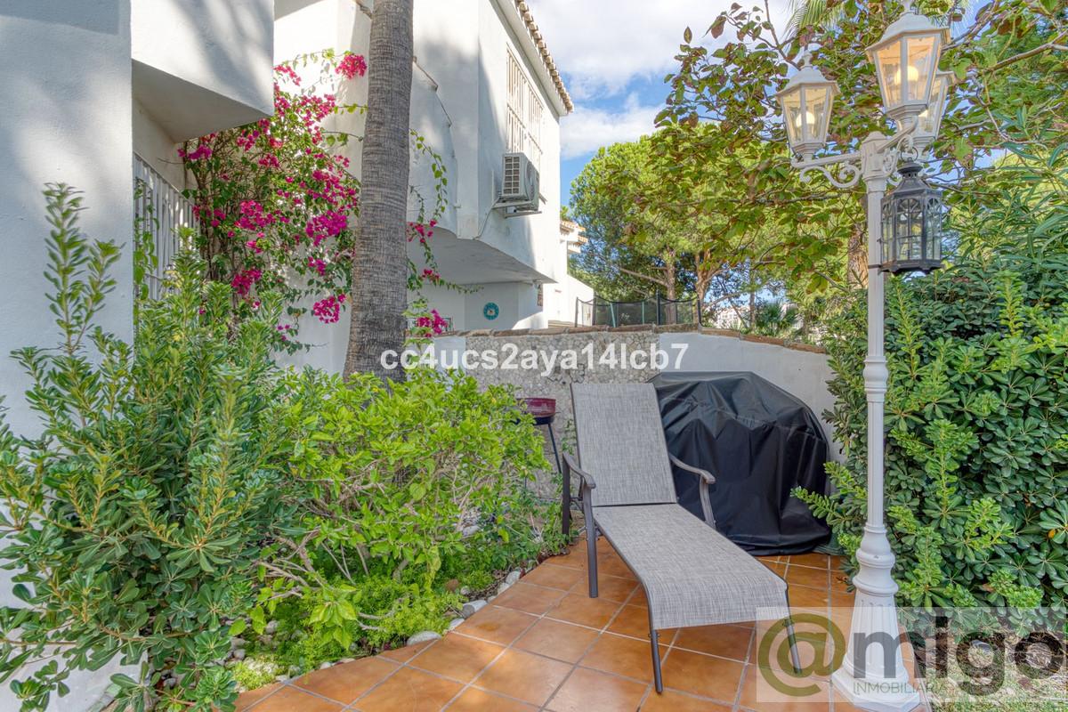 Venta de villa en Calahonda