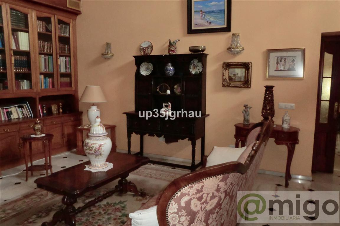 Venta de casa en Estepona