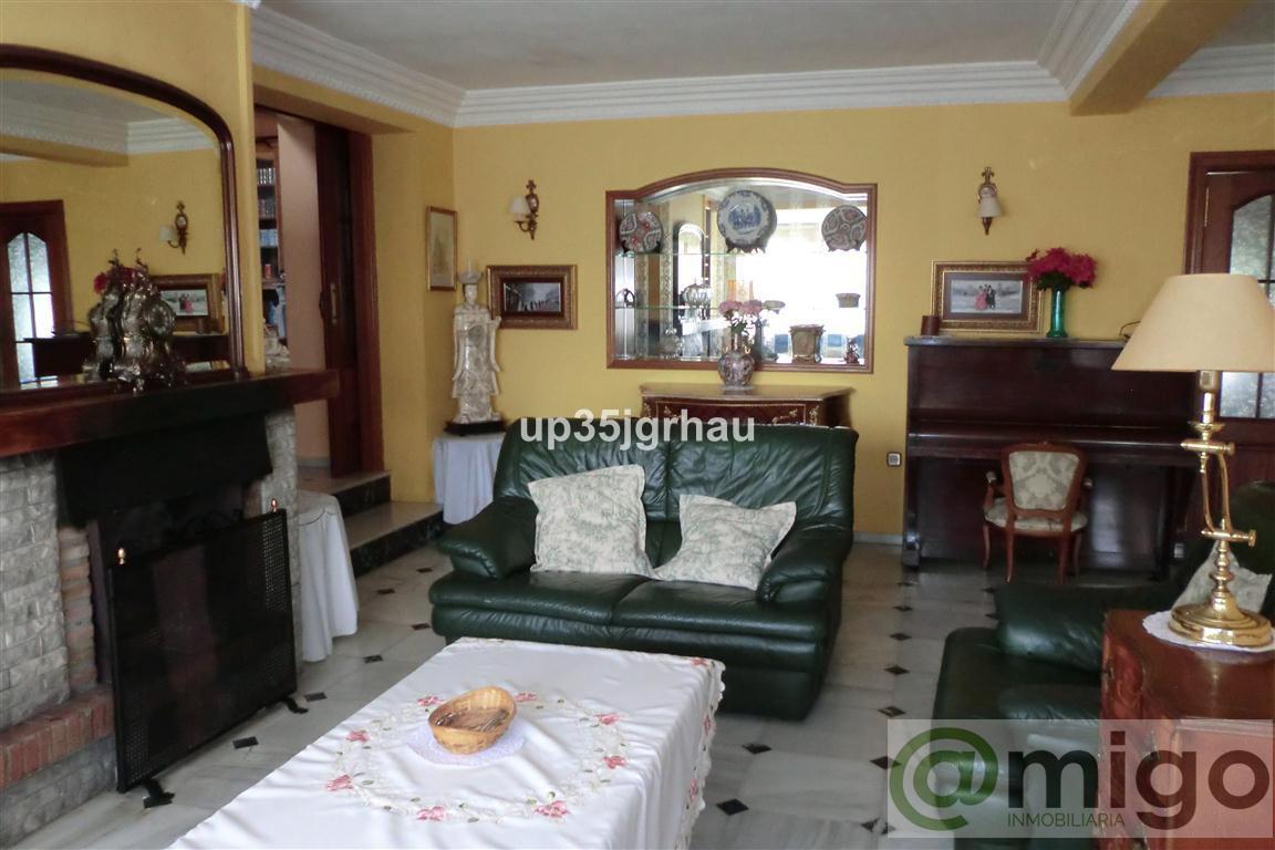 Venta de casa en Estepona