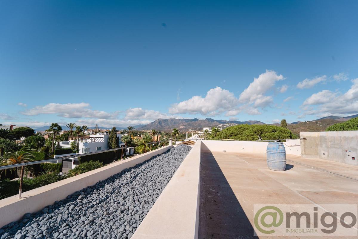 For sale of villa in Marbella