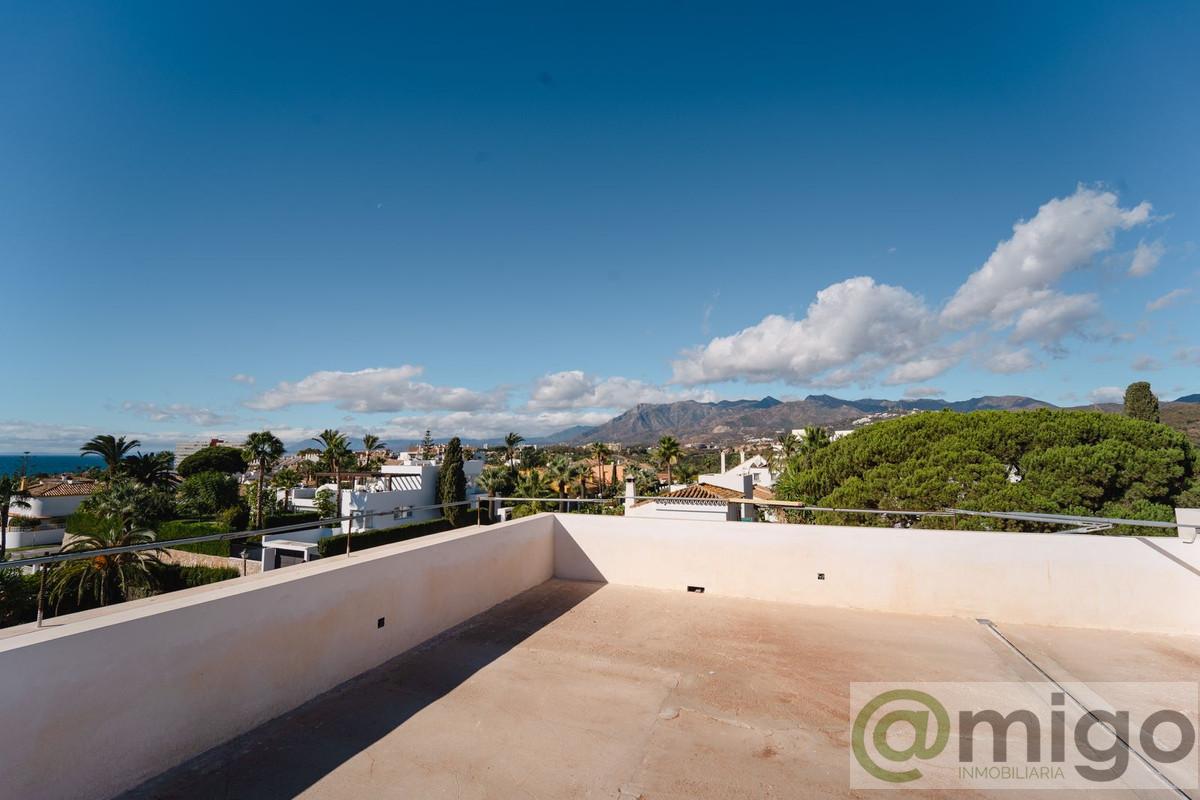 For sale of villa in Marbella