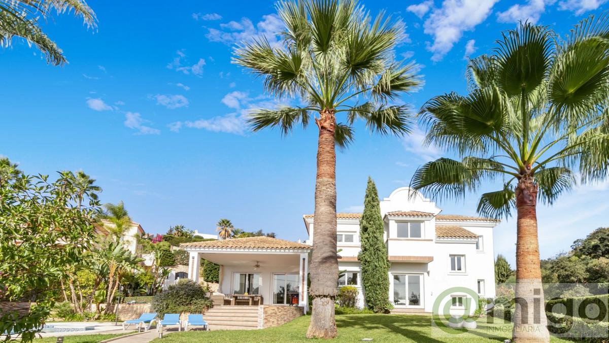 Продажа от

 Виллa на Marbella