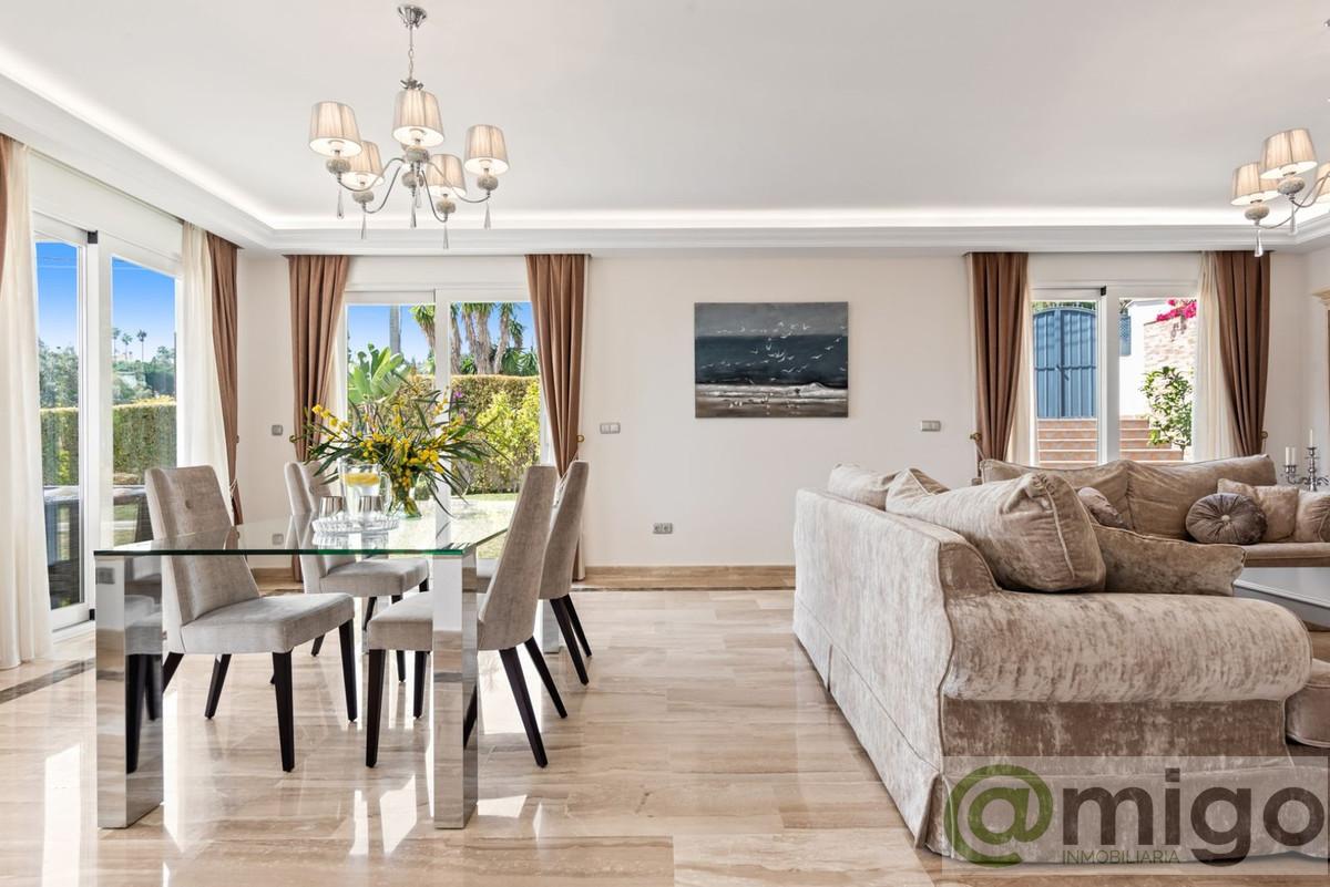 For sale of villa in Marbella