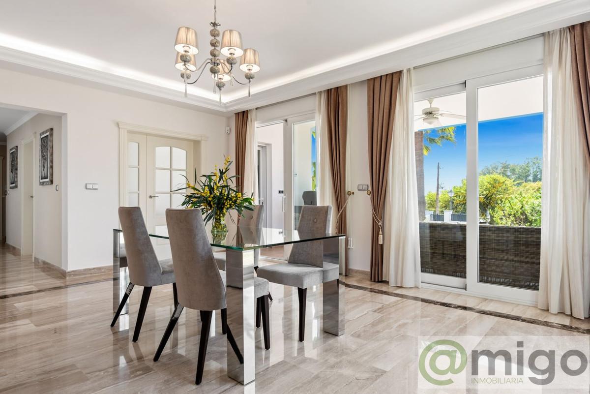 For sale of villa in Marbella