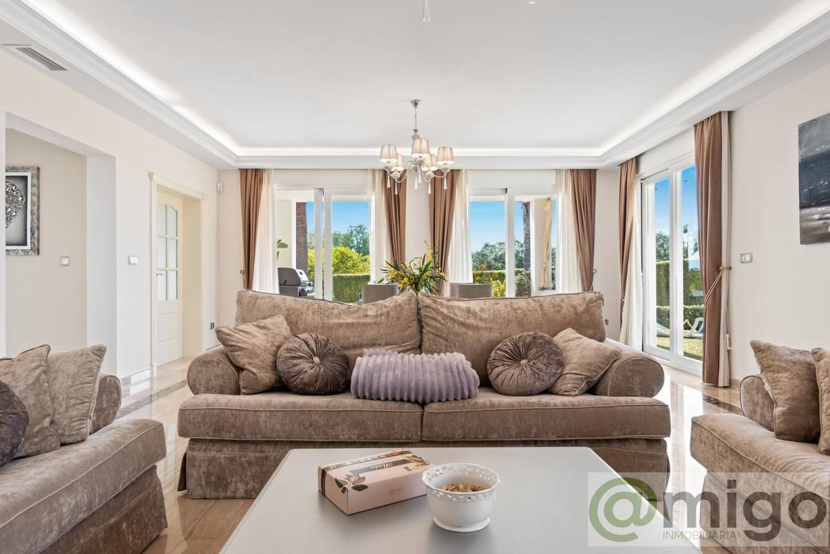 For sale of villa in Marbella