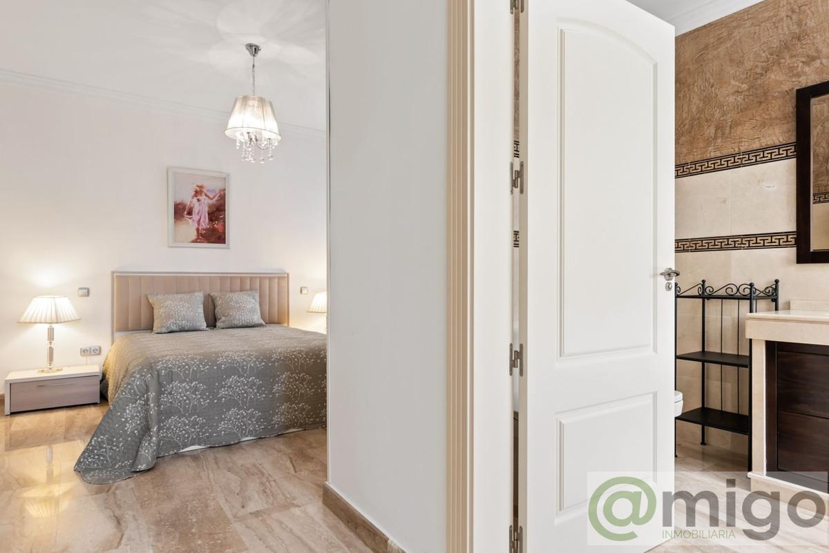 For sale of villa in Marbella