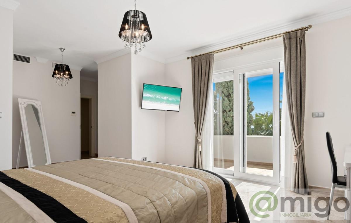 For sale of villa in Marbella