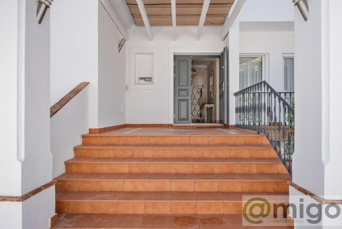For sale of villa in Marbella