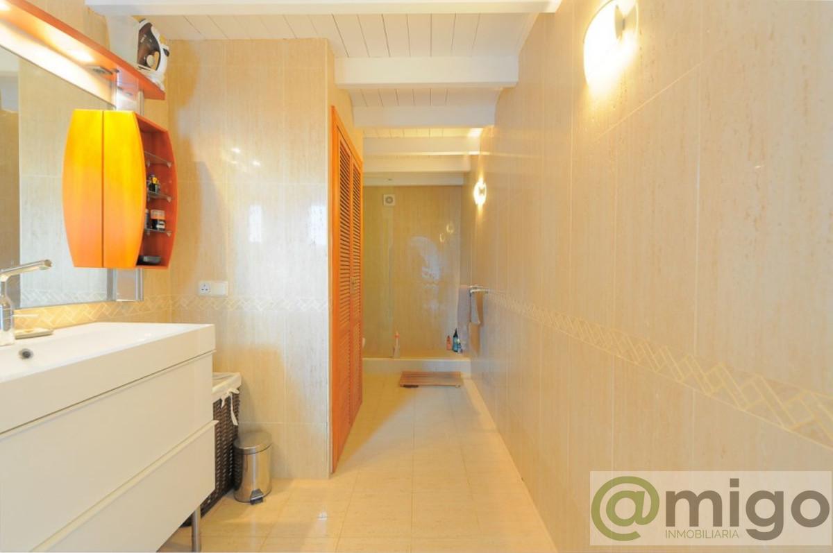 For sale of villa in Marbella