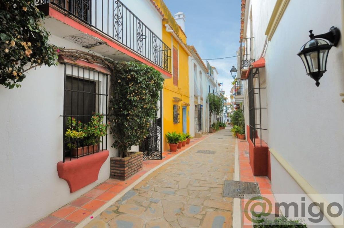 For sale of villa in Marbella