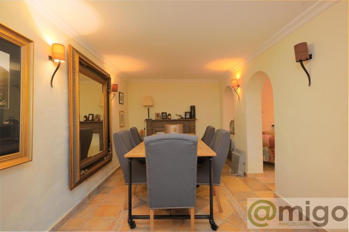 For sale of villa in Marbella