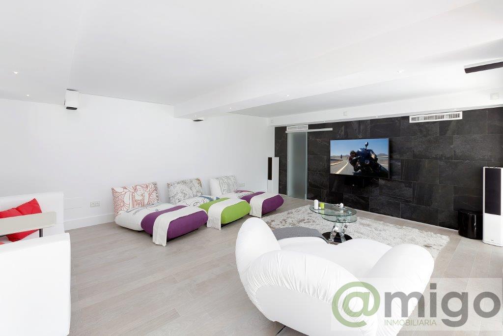 For sale of villa in Marbella