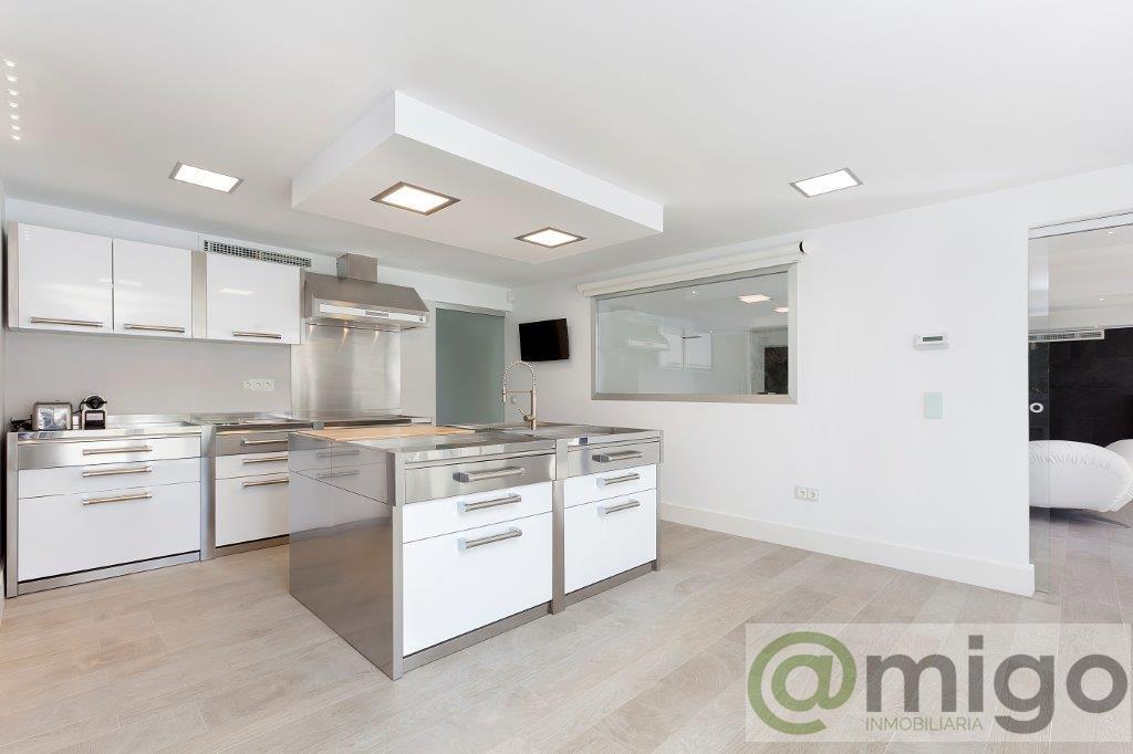 For sale of villa in Marbella