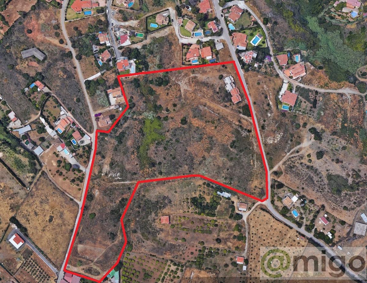 Venta de terreno en Estepona