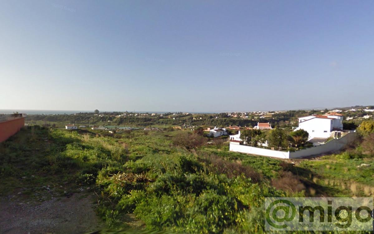 For sale of land in Estepona
