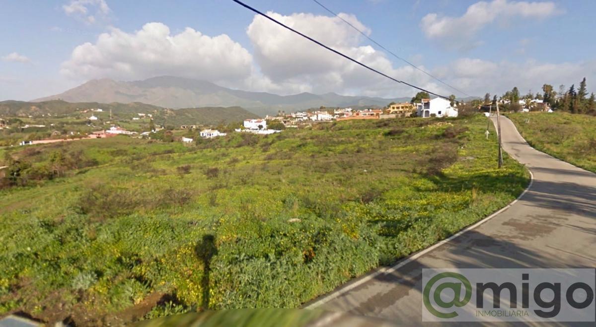 For sale of land in Estepona
