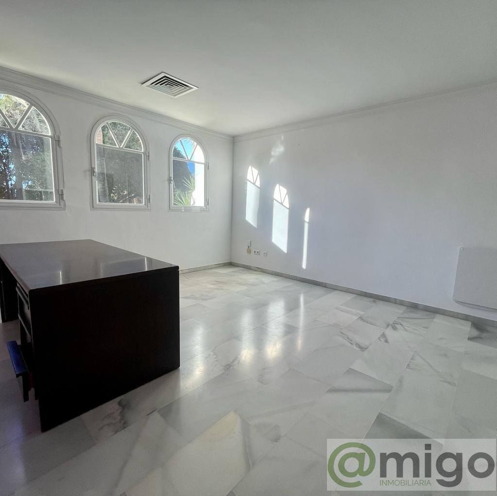 Venta de local en Marbella