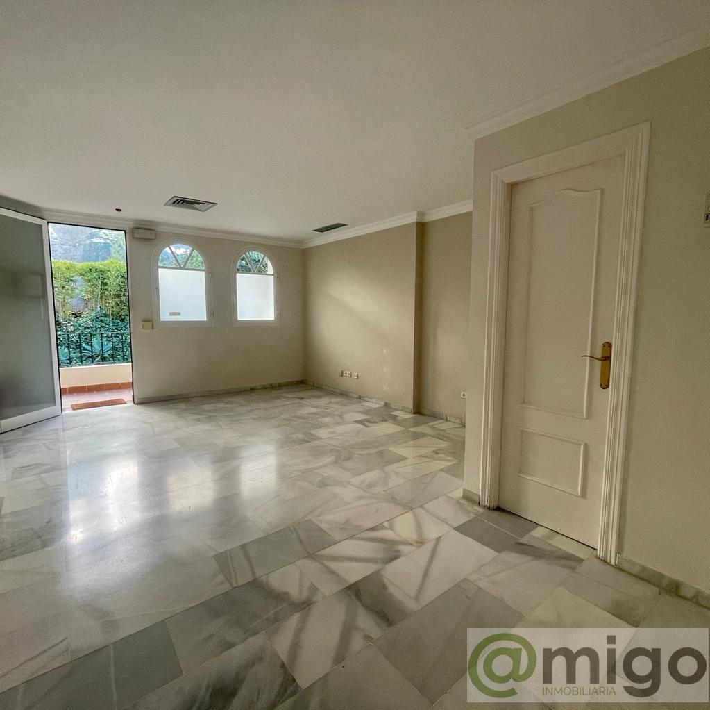 Venta de local en Marbella