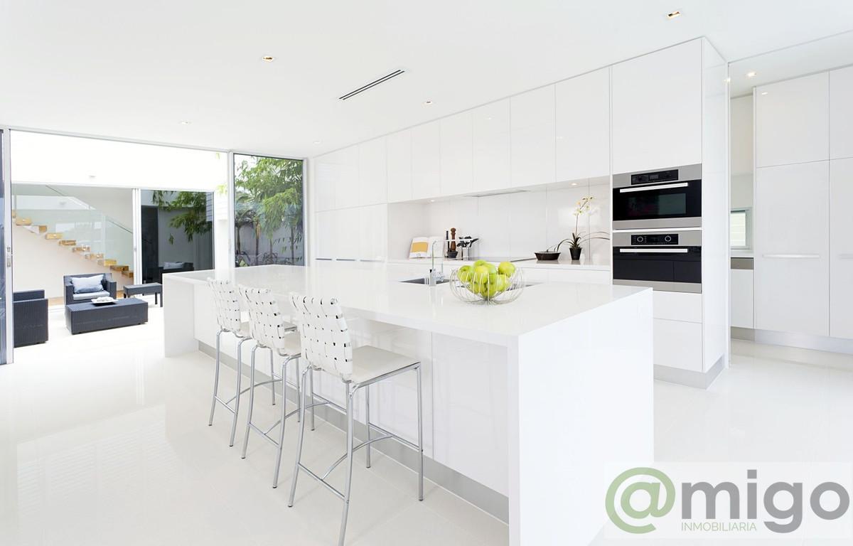 For sale of villa in Mijas