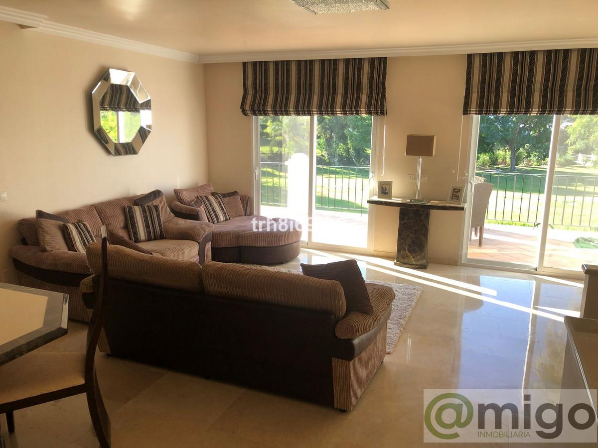 Venta de villa en Benamara