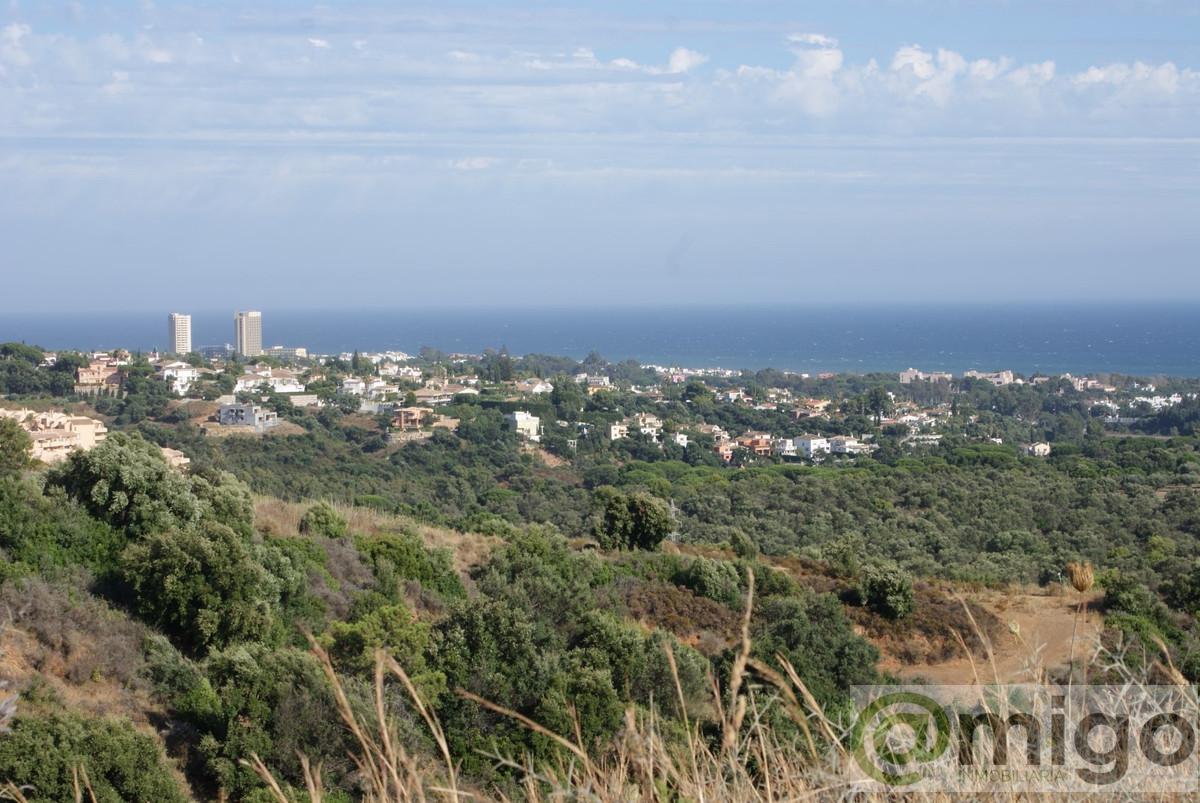 For sale of land in Marbella