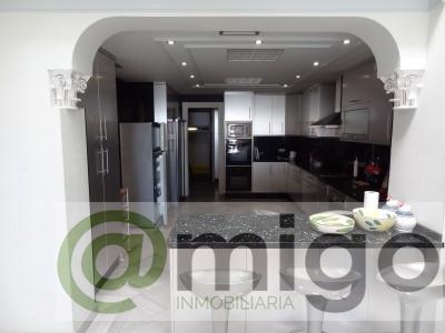 For sale of apartment in Marbella