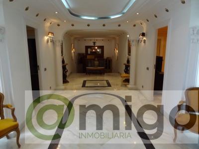 For sale of apartment in Marbella