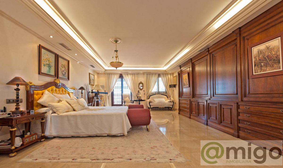 Venta de villa en La Cala de Mijas