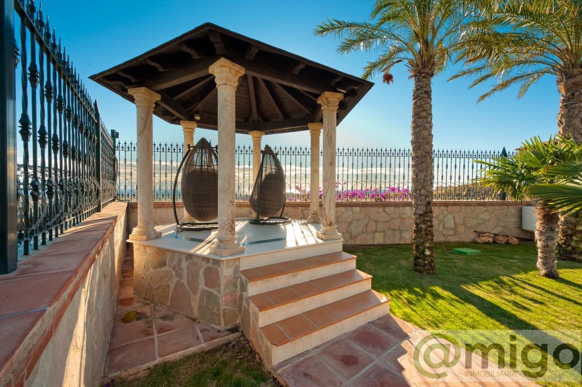 Venta de villa en La Cala de Mijas