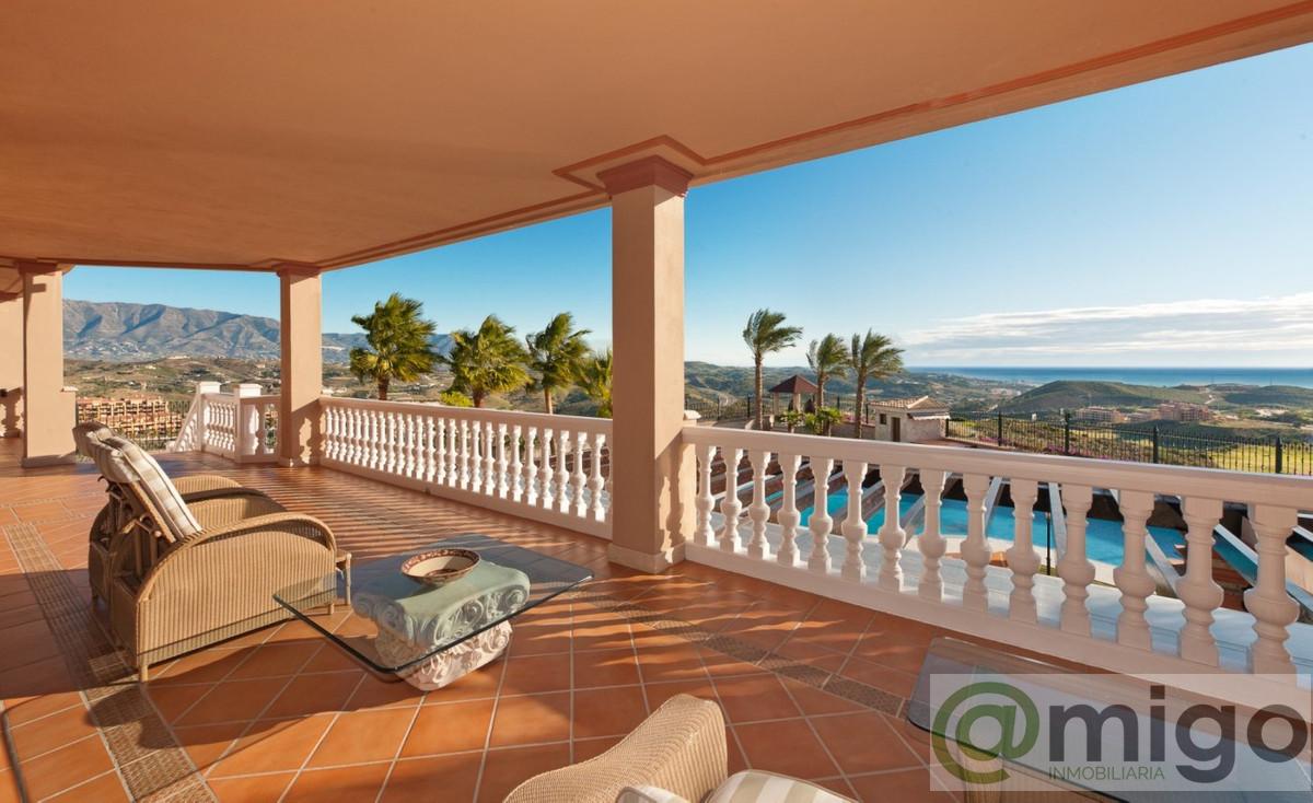 Venta de villa en La Cala de Mijas