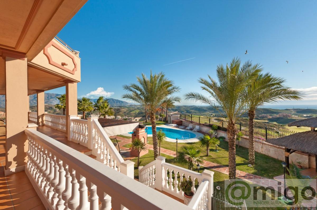 Venta de villa en La Cala de Mijas