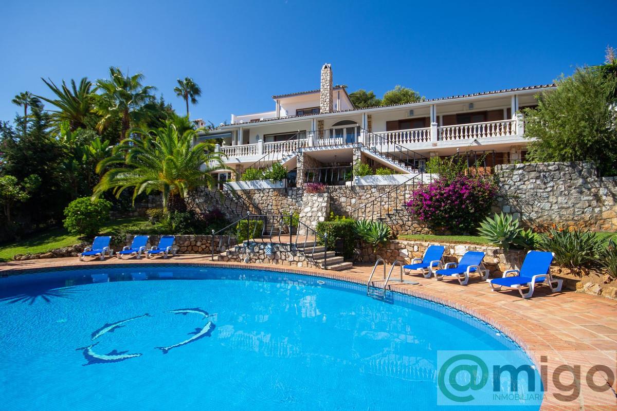 For sale of villa in Mijas Costa