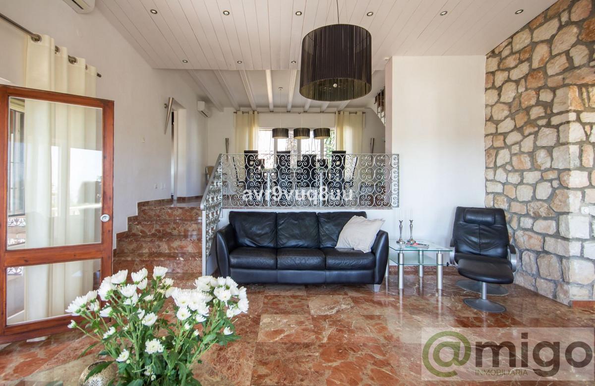 For sale of villa in Mijas Costa