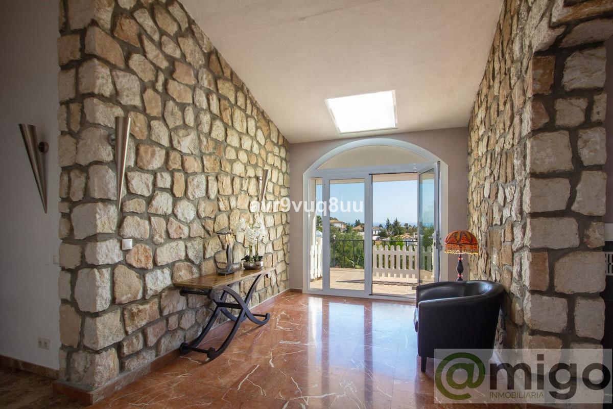 For sale of villa in Mijas Costa