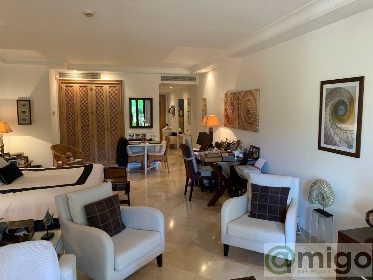 Venta de estudio en Estepona