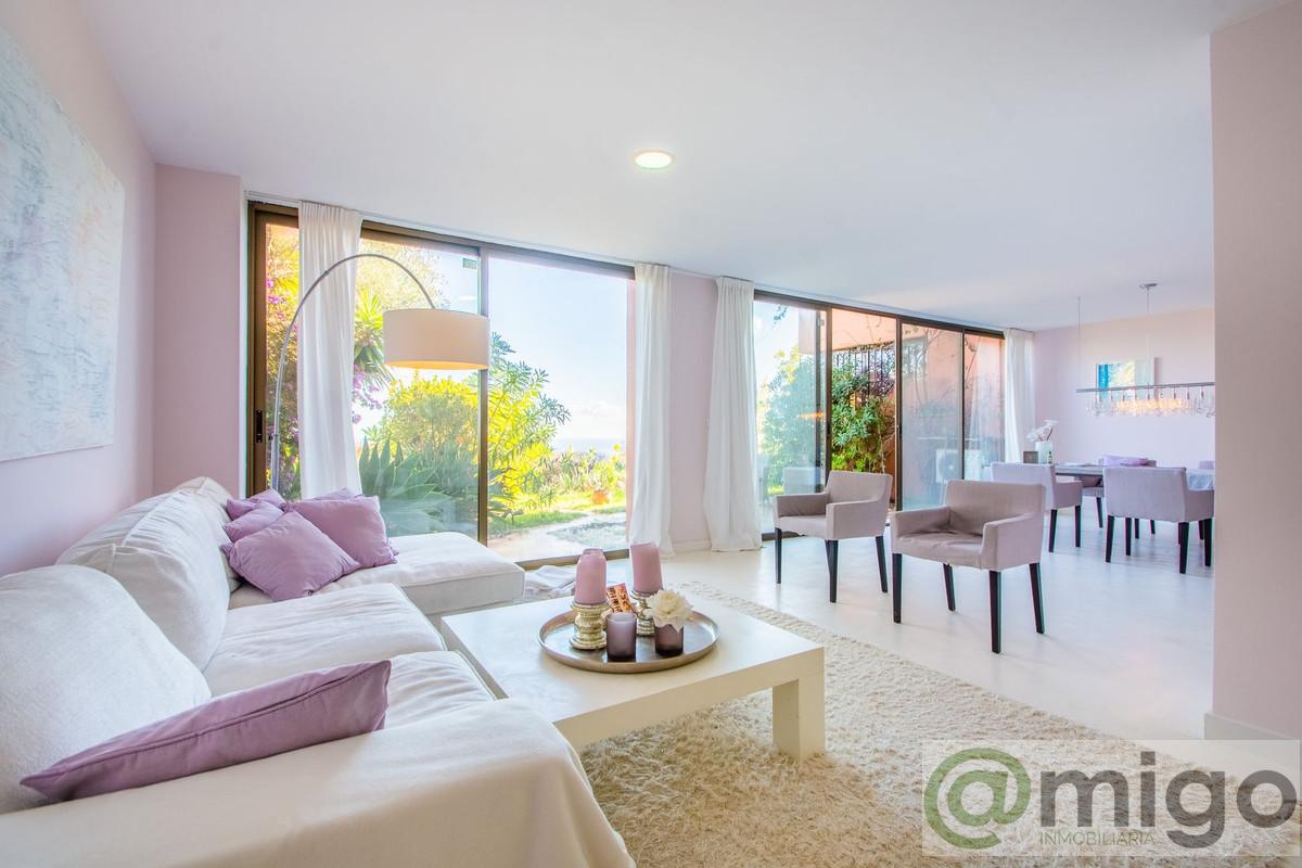 For sale of apartment in Marbella